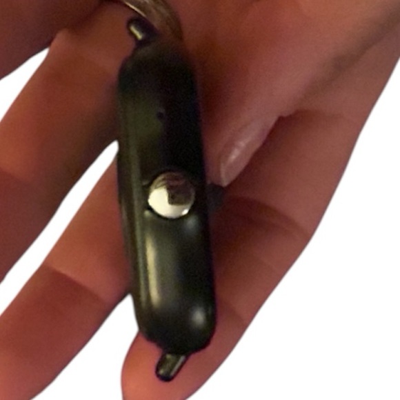 Black Smartwatch - Picture 6 of 16